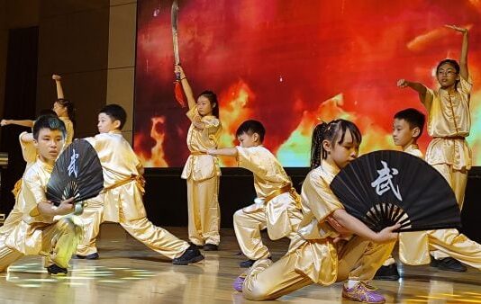 吉打州的華小開始展現舞藝